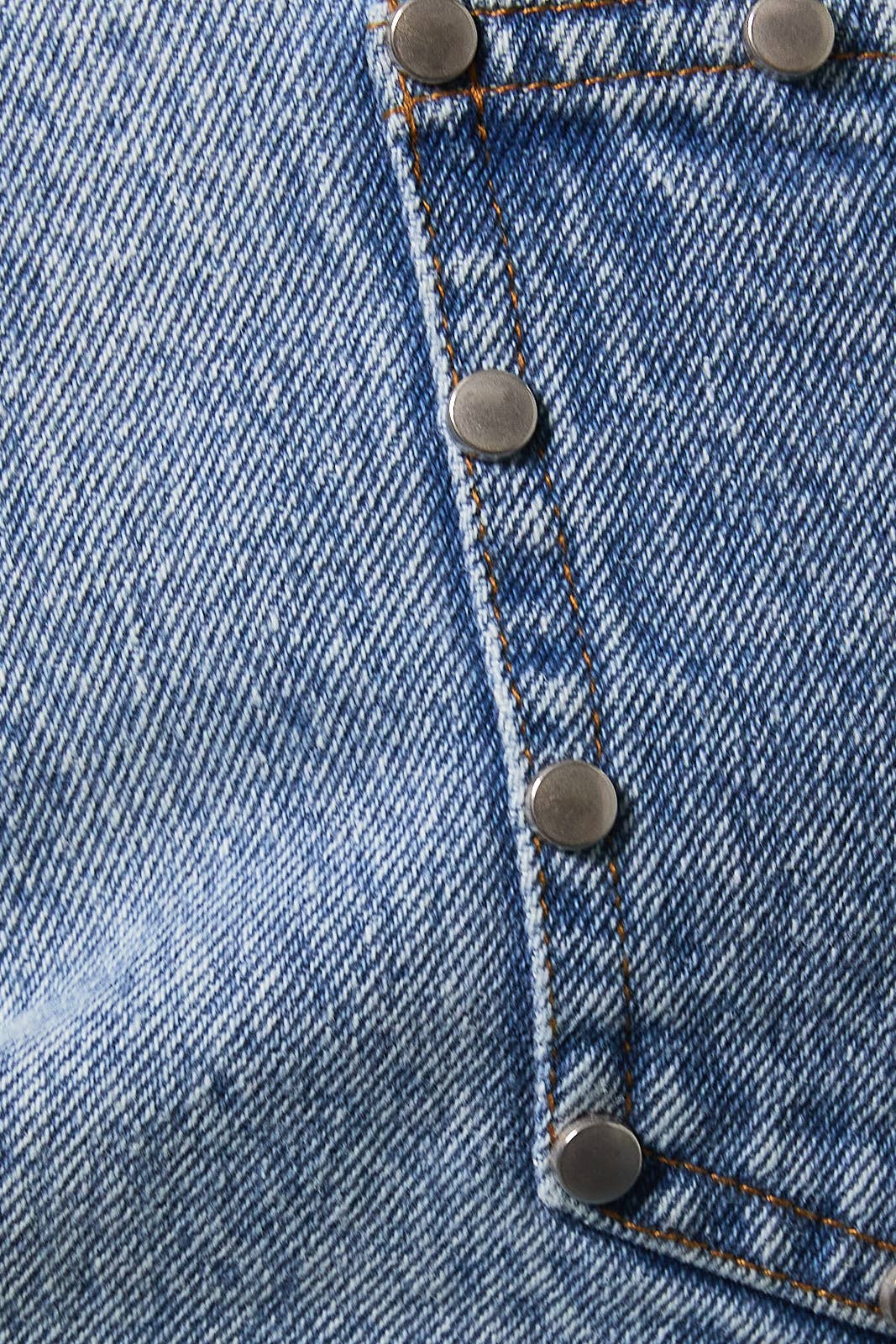 LOW-RISE STUDDED SHORTS