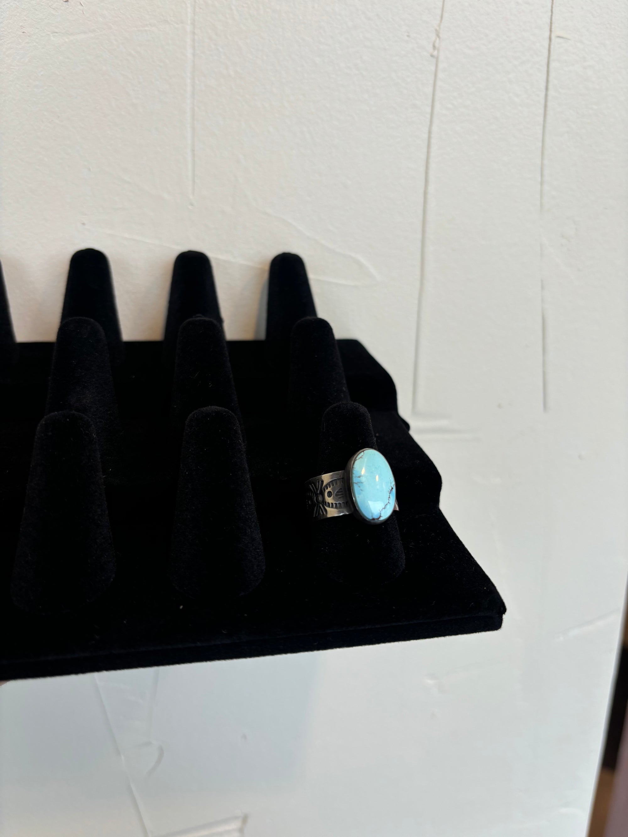 Alzuni Adjustable Ring